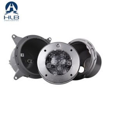 Luz LED empotrada para piscina